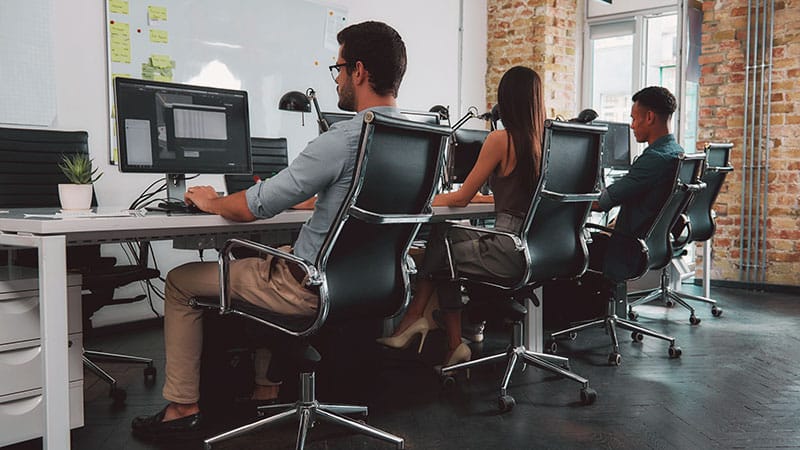 Team of experts on computers